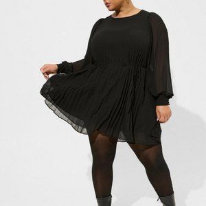NWT Torrid Women's Mini Chiffon Pleated Dress Long Sleeve Crewneck Black Size 6X